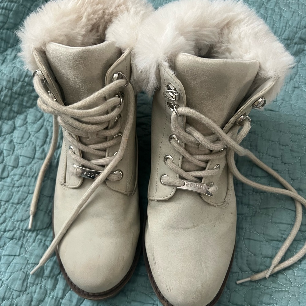 Snow Boots 9.5